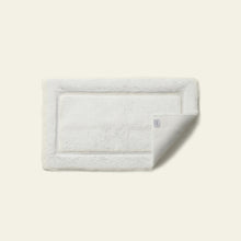 Load image into Gallery viewer, Ultraplush Skid-Resistant Bath Mat