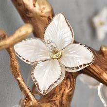 Load image into Gallery viewer, Handcrafted Sculptural Floral Branch Chandelier